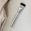 Nuevo tipo de brocha para base de maquillaje de cabeza plana, no absorbe el polvo, para principiantes, ultra delgada, sin dejar marcas, brocha para mascarilla facial