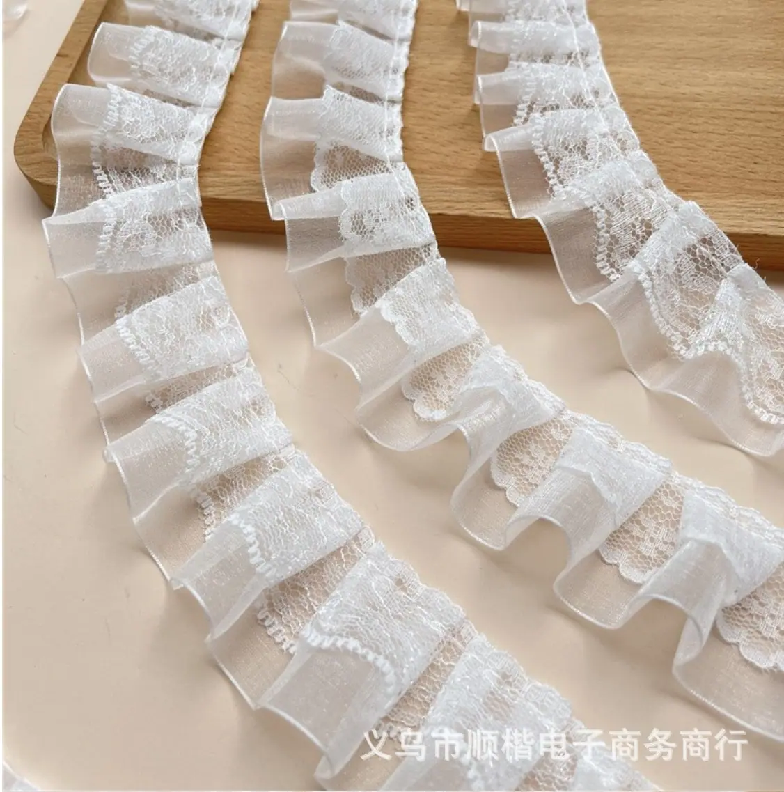 三顶蕾丝9