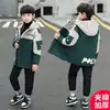 Roupas Infantis Jaqueta de Outono para Meninos 2025 Nova Inverno Meninos Comprimento Médio Acolchoada Corta-vento Tendência