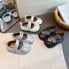 Zapatos de piel para niñas estilo coreano con puntera dividida de imitación y lunares, zapatos de princesa, nuevos modelos de otoño e invierno para niños, niñas pequeñas y niños mayores, mocasines