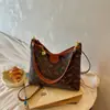 Bolsa de Ombro Monograma Novo Estilo Transfronteiriça para Mulheres, Bolsa Transversal Versátil da Moda, Bolsa de Mão de Couro Wax Oil Vintage com Acabamento de Luxo, Bolsa de Axila