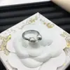 Anillo Ajustable Dior/Dior Best-Seller Transfronterizo Letra Cd para Mujer, Anillo Abierto de Latón Vintage Abeja Lujo Ligero Europeo y Americano