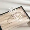 Colección de Pulseras de Brazo, Pulseras Abiertas Metálicas con Flor y Borla Transfronterizas Europeas y Americanas para Mujer, Moda Personalizada, Accesorios de Estilo Marino Sencillo