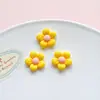 Venta al por mayor de fábrica Accesorios para Zuecos Accesorios para Joyería de Resina DIY Flores para Zapatos Funda para Teléfono Móvil Material de Parche de Pegamento de Crema