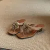 Medias Zapatillas Aumentadoras de Altura de 5 cm para Mujer, Moda de Verano Tendencia, Estilo Único, Chanclas de Plataforma con Flor de Pedrería