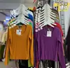 Camiseta Versátil de Manga Larga con Cuello en U y Canalé Suave Estilo Minimalista para Mujer Primavera/Otoño 2026 Estilo Coreano Elegante Que Reduce la Edad Top Combinable