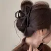 Pinza de Tiburón para el Cabello con Lazo Simple en la Parte Posterior de la Cabeza Pinza Pinza para el Cabello para Mujer Estilo de Alta Gama Nuevo Estilo 2025 Adorno para el Cabello Elegante