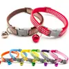 Collar de Gato Mascota Cuadros Estilo Británico con Cascabel Collar para Cuello de Gato Ajuste de Tracción para Perro de Exterior