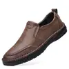 Aliexpress Calçados Masculinos de Couro Transfronteiriços Novo Estilo Sapatos Casuais Diários Masculinos Sapatos Formais para Meia-Idade Sapatos de Pai Sapatos Individuais Masculinos