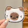 Dulces accesorios para el cabello de otoño e invierno para mujer, con un diseño de caricatura y un estilo divertido y juguetón, con una nueva colección 2026 de lindos pasadores para el cabello para niños