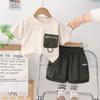 Roupas de Verão para Bebê 2025 Novo Estilo de Verão Menino Lindo Macacão de Trabalho Calça com Bolso de Aba Conjunto de Duas Peças Manga Curta Roupas de Verão para Crianças