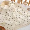 Manta Envolvente de Gasa de Doble Capa para Bebés y Niños Pequeños, Manta Ligera de Gasa para Siestas de Primavera/Verano para Bebés, Manta Cubierta de Gasa Fina a Prueba de Viento para Recién Nacidos para Salidas