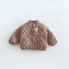 Ropa de Algodón de Osito Lindo para Bebé Niños Dibujos Animados Terciopelo Piel de Melocotón Acolchada Ropa de Algodón con Más Terciopelo Chaqueta de Invierno para Niños zdw6704