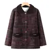 Roupas Femininas Outono e Inverno Jaqueta de Veludo para Mulheres de Meia-Idade e Idosas Nova Roupa de Inverno Engrossada Gola Lapela Solta e Elegante Blusa de Tricô