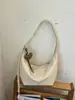 Bolso de mujer de gran capacidad, modelo nuevo 2026, textura de alta calidad, nicho, versátil para primavera y verano, bolso de hombro cruzado, bolso tipo dumpling de cuero suave