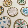 Potente Fábrica Especializada en Cestas de Regalo Personalizadas de Bambú y Ratán, Alfombrillas de Ratán Coloridas Más Vendidas en el Sudeste Asiático
