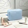 Nova bolsa de maquiagem de gaze plissada xadrez transfronteiriça, nécessaire portátil de grande capacidade, bolsa de armazenamento para viagem e viagem de negócios atacado