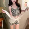 Conjunto Chic de Dos Piezas Estilo Coreano 2026, Conjunto Completo Estilo Americano Estilo Puro Deseo, Ambiente Perezoso y Relajado, Camisola a Rayas Estilo Puro Deseo con Shorts