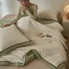 Manta de Felpa de Leche Gruesa de Invierno Muiji Color Sólido Manta de Franela para Siesta Manta Cubierta de Aire Acondicionado Cálida Regalo al por Mayor