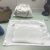 Bolsa de Pan de Seda Satinada Personalizada Bolsa para el Polvo Bolsillo de Solapa Satinada Pantalones con Cordón Bolsa al por Mayor Bolsa de Almacenamiento Ecológica