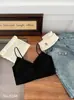 Camisola de algodón sin costuras con encaje para niñas jóvenes durante la pubertad, con un hermoso diseño en la espalda, tirantes ajustables y copas incorporadas para un efecto push-up