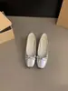 Jonmei para San, sapatos femininos na cor prata com salto oculto, adequados para primavera e outono, versáteis para vários looks, coleção de outono 2024, sapatilhas