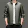Chaqueta de Cuero con Solapa de Moda para Hombre Chaqueta Corta Ajustada de Cuero para Hombre 2025 Otoño Chaqueta Casual de Negocios para Hombre de Mediana Edad