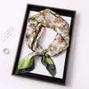 Lenço de Seda para Primavera e Verão para Mulheres 70 Lenço Quadrado de Seda Artificial Borboleta Verde Lenço Decorativo de Pescoço Lenço Profissional Lenço Fino