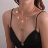 Collar Colgante Redondo Dorado Vintage para Mujer, Cadena para Clavícula Multicapa Retro de Alta Gama, Cadena de Cuello Simple y Elegante