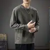 Camiseta Masculina Casual de Manga Longa para Usar por Baixo Camiseta Masculina Bordada Camada Base Novo Estilo Fino Top 2026 Solta Manga Longa