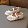 Nuevos Zapatos de Verano para Niños: Sandalias tejidas huecas para niñas, Zapatos casuales suaves y cómodos para bebés, Zapatos de abuela, Zapatos de frijol