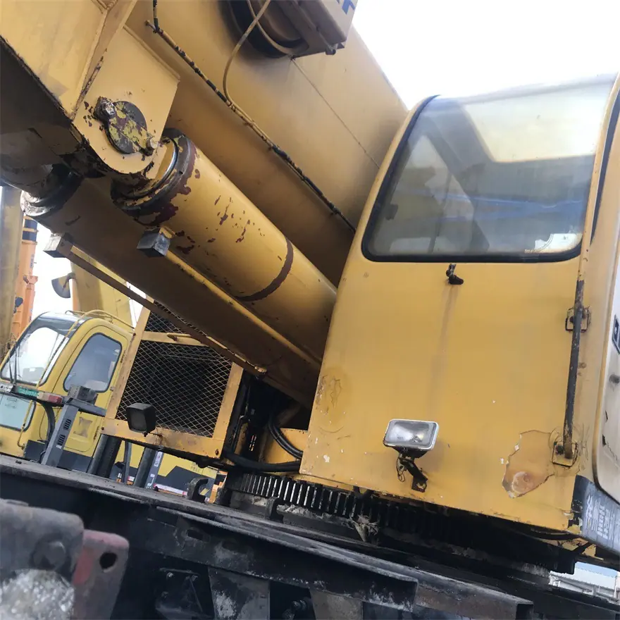 100 ton xcmg truck crane (7)