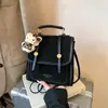 Mochila Feminina Moderna e Tendência 2026 Nova Cor Color-Blocking Leve para o Dia a Dia Viagem ao Ar Livre Mochila Pequena Casual