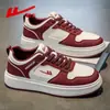 Zapatillas blancas para hombre Warrior 2026 nuevas zapatillas deportivas casuales de primavera y otoño para hombre zapatillas versátiles de moda para hombre