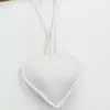 Colgantes de Corazón de Cuero al por Mayor de Fábrica, Dijes de Cuero PU, Cordones, Llaveros para Bolsos, Estilo Coreano Estilo Ins, Se Pueden Mezclar al por Mayor