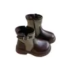 Botas Infantis Cor Color Block Retrô com Fivela Meio da Panturrilha Outono/Inverno 2026 Botas de Motocicleta de Bico Redondo para Meninas Botas Versáteis para o Tornozelo