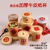 Pastéis de pasta de feijão vermelho, embalados em um recipiente; sobremesa de amido de raiz de lótus, bolinhos de arroz doce em uma tigela com tampa; formas de mooncake; sopa doce; copinhos de sobremesa embalados