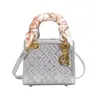 Bolso de Princesa Diana Bordado de Alta Gama, Bolso de Mujer, Nuevo Bolso de Mano con Pañuelo de Seda de Moda, Bolso Bandolera de Hombro Moderno y Elegante