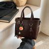 Bolsa Pequena Retrô de Alta Qualidade para Mulheres 2025 Nova Primavera e Verão Versátil Moda Super Popular Bolsa Transversal Cesta de Legumes