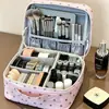 2026 Nueva Bolsa Cosmética de Mano de Lunares para Mujer Impermeable Gran Capacidad en Capas Portátil para Viaje Bolsa de Almacenamiento para Artículos de Tocador