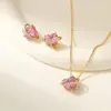 La Princesa Fugitiva Collar Corazón Rosa para Mujer Lujo Accesible Nicho Exquisitos Pendientes de Gama Alta Pendientes Versátiles Dulces y Lindos