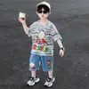 Conjunto Listrado de Manga Curta para Meninos no Verão, Roupa Casual Elegante de Duas Peças para Crianças, Roupas de Bebê Atacado