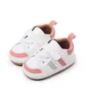 Sapatos de Bebê Novo Estilo Primavera e Outono para Crianças de 0 a 1 Ano, Tênis Esportivos, Sapatos Casuais para Bebês, Sapatos para Caminhar com Solado de Borracha Antiderrapante