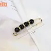 Broche de Fivela Anti-Exposição Pequeno Artefato de Modificação da Cintura da Calça Pérola Pinos Pequenos Fixador Feminino Decoração de Roupa Acessórios de Decote Apertar a Cintura