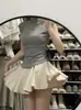 Camiseta de Manga Corta con Cuello Alto a Medio y Hombro Derecho para Mujer Verano 2025 Nuevo Ajustada Estilizadora Única Súper Bonita Top Corto para Usar Solo