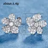 Pendientes de flor fresca estilo japonés y coreano Huitan pendientes de flor de circón brillante pendientes de flor de libro rojo pequeño recomendados para mujer