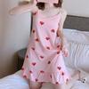 Venta al por mayor Chaleco de Verano con Almohadilla en el Pecho Camisón Fino de Seda de Leche para Mujer Dibujo Animado Fresa Vestido para el Hogar