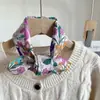 Pañuelo Cuadrado Pequeño de Algodón y Lino Floral Delgado para Primavera y Verano para Mujer, Pañuelo de Seda Estampado Versátil, Pañuelo Decorativo Multifuncional para la Cabeza y Lazo para el Cabello