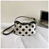 Bolso Único de Lunares para Mujer 2026 Nueva Moda Versátil Cruzado Tipo Dumpling Bolso de Mano Pequeño Exquisito Súper Moderno Bolso Croissant