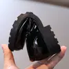 Zapatos para Niña Primavera Nuevas Llegadas Unisex Zapatos Planos Infantiles Zapatos Pequeños de Piel para Niña Suela Suave Zapatos de Princesa Estilo Británico Zapatos para Actuación Estudiantil